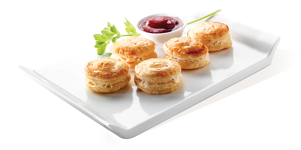 Puff Patteze (Golden baked puff pastry with spicy chicken filling)