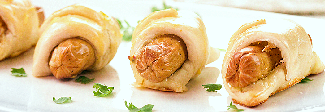 Sausages Crescent Rolls with Gravy