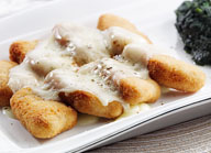 Creamy Spinach with Cheese Nuggets